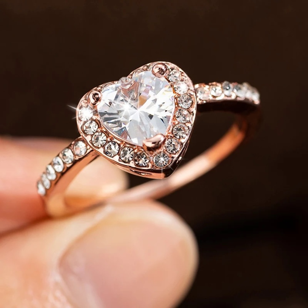 Rose Gold Plated Crystal Heart Bling Ring
